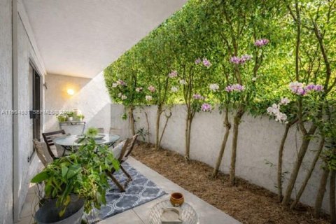 Condominio en venta en Miami, Florida, 2 dormitorios, 91.97 m2 № 2031647 - foto 5