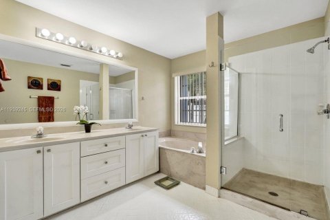 Casa en venta en Weston, Florida, 4 dormitorios, 213.86 m2 № 1998758 - foto 8