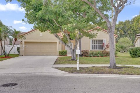 Casa en Weston, Florida 4 dormitorios, 213.86 m2 № 1998758