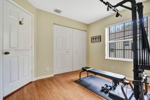 Casa en venta en Weston, Florida, 4 dormitorios, 213.86 m2 № 1998758 - foto 23