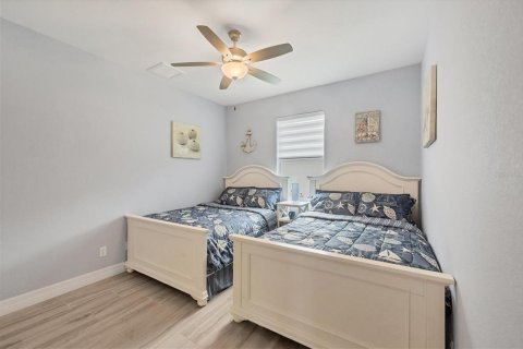 House in Port Charlotte, Florida 3 bedrooms, 197.97 sq.m. № 1808321 - photo 23