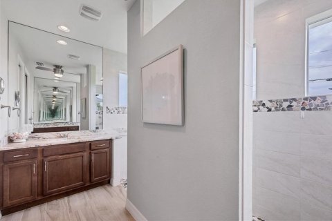 House in Port Charlotte, Florida 3 bedrooms, 197.97 sq.m. № 1808321 - photo 18