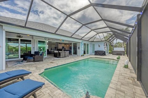 House in Port Charlotte, Florida 3 bedrooms, 197.97 sq.m. № 1808321 - photo 29