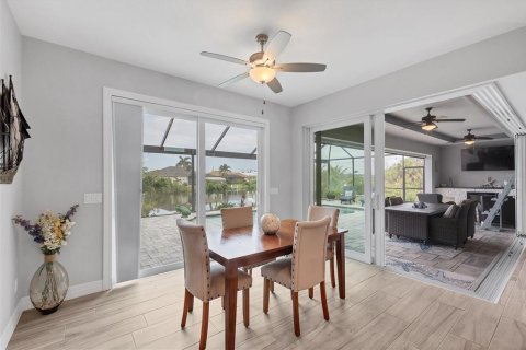 House in Port Charlotte, Florida 3 bedrooms, 197.97 sq.m. № 1808321 - photo 13