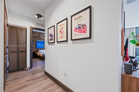 Copropriété à vendre à Miami, Floride: 2 chambres, 87.79 m2 № 1971023 - photo 11