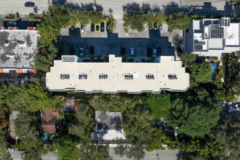 Copropriété à vendre à Miami, Floride: 2 chambres, 87.79 m2 № 1971023 - photo 24