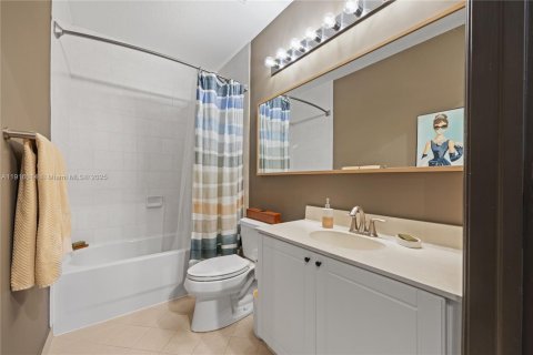 Copropriété à vendre à Miami, Floride: 2 chambres, 87.79 m2 № 1971023 - photo 18