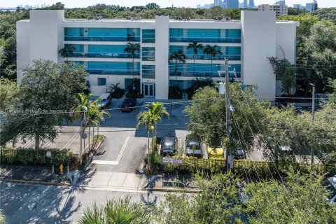 Copropriété à vendre à Miami, Floride: 2 chambres, 87.79 m2 № 1971023 - photo 20