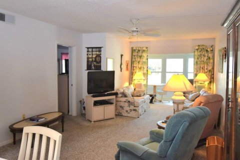 Condominio en venta en Dunedin, Florida, 2 dormitorios, 89.65 m2 № 1563002 - foto 15