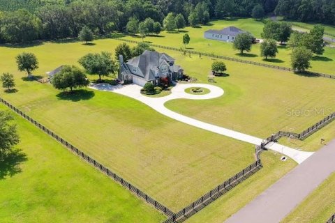 House in Alachua, Florida 6 bedrooms, 486.34 sq.m. № 2139147 - photo 3