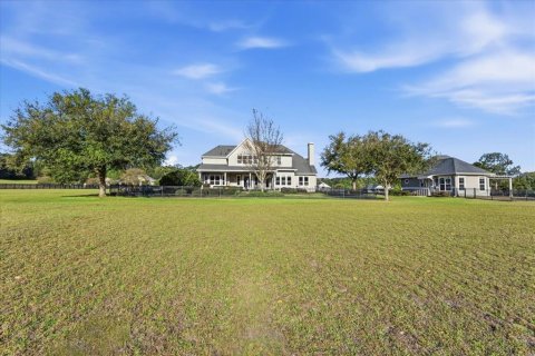 House in Alachua, Florida 6 bedrooms, 486.34 sq.m. № 2139147 - photo 12