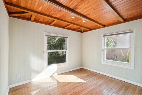 House in Sarasota, Florida 3 bedrooms, 131.18 sq.m. № 1545826 - photo 29