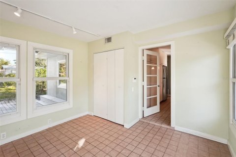 House in Sarasota, Florida 3 bedrooms, 131.18 sq.m. № 1545826 - photo 3