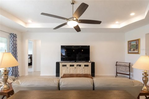 Villa ou maison à vendre à Ocala, Floride: 5 chambres, 296.45 m2 № 2339542 - photo 8