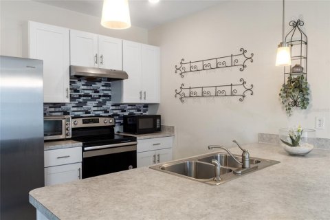 Casa en venta en Poinciana, Florida, 4 dormitorios, 139.35 m2 № 1565184 - foto 6