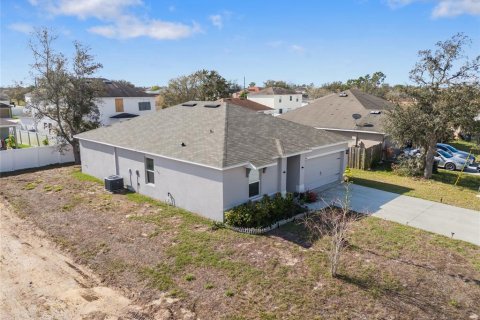 Casa en venta en Poinciana, Florida, 4 dormitorios, 139.35 m2 № 1565184 - foto 19