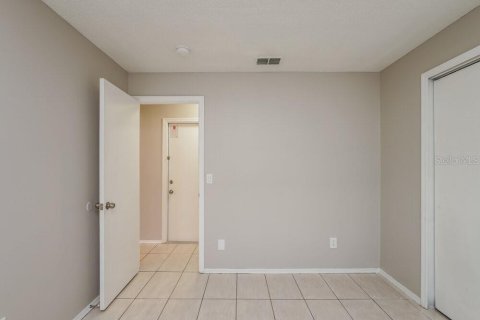 Villa ou maison à louer à Orlando, Floride: 3 chambres, 130.43 m2 № 2434525 - photo 11
