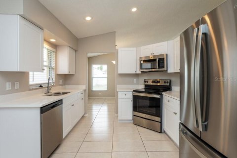 Villa ou maison à louer à Orlando, Floride: 3 chambres, 130.43 m2 № 2434525 - photo 5