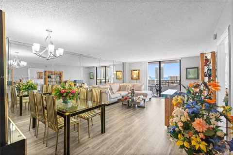 Copropriété à louer à Hallandale Beach, Floride: 1 chambre, 88.26 m2 № 1966848 - photo 5