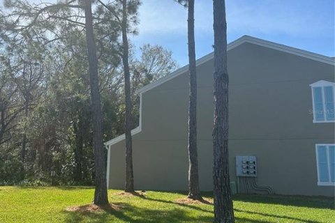 Townhouse in Tampa, Florida 2 bedrooms, 107.02 sq.m. № 1536552 - photo 3