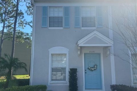 Townhouse in Tampa, Florida 2 bedrooms, 107.02 sq.m. № 1536552 - photo 2