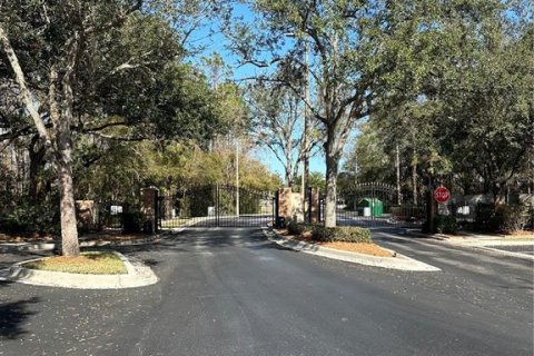 Townhouse in Tampa, Florida 2 bedrooms, 107.02 sq.m. № 1536552 - photo 6