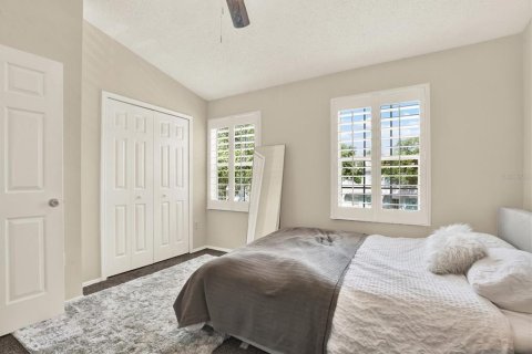 Townhouse in Tampa, Florida 2 bedrooms, 107.02 sq.m. № 1536552 - photo 17