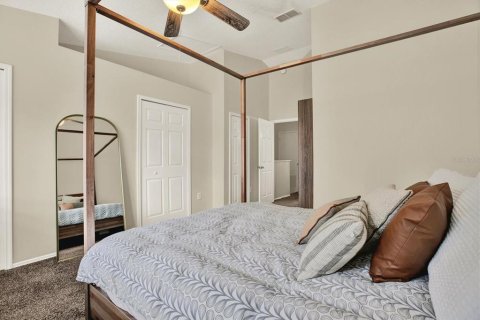 Townhouse in Tampa, Florida 2 bedrooms, 107.02 sq.m. № 1536552 - photo 14