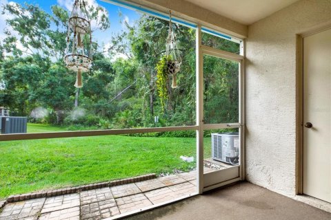 Townhouse in Tampa, Florida 2 bedrooms, 107.02 sq.m. № 1536552 - photo 18