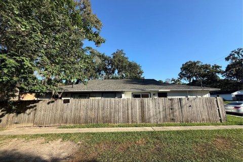Commercial property in Ocala, Florida 8 bedrooms, 300.35 sq.m. № 2420290 - photo 30