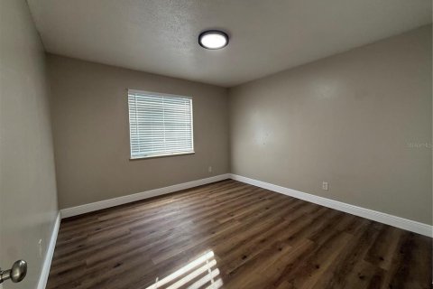 Commercial property in Ocala, Florida 8 bedrooms, 300.35 sq.m. № 2420290 - photo 9