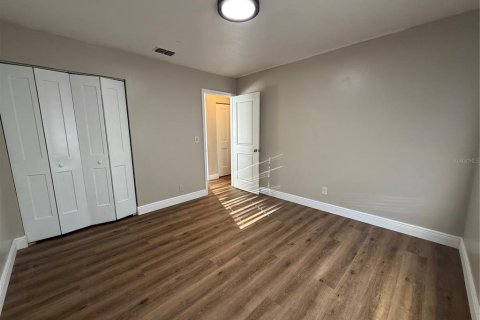 Commercial property in Ocala, Florida 8 bedrooms, 300.35 sq.m. № 2420290 - photo 10