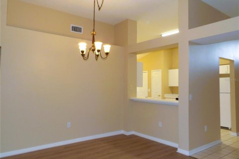 Casa en alquiler en Brandon, Florida, 4 dormitorios, 154.87 m2 № 1795856 - foto 8