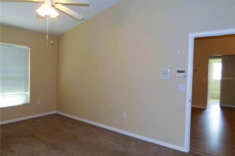Casa en alquiler en Brandon, Florida, 4 dormitorios, 154.87 m2 № 1795856 - foto 10