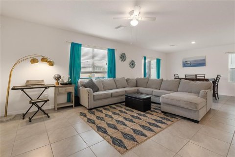 House in Odessa, Florida 4 bedrooms, 209.96 sq.m. № 1837115 - photo 14