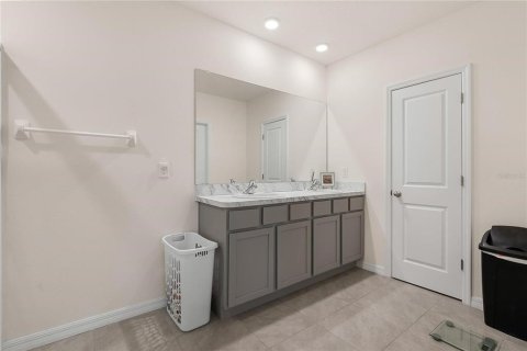 House in Odessa, Florida 4 bedrooms, 209.96 sq.m. № 1837115 - photo 23