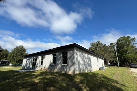 House in Citrus Springs, Florida 4 bedrooms, 160.72 sq.m. № 2394392 - photo 11