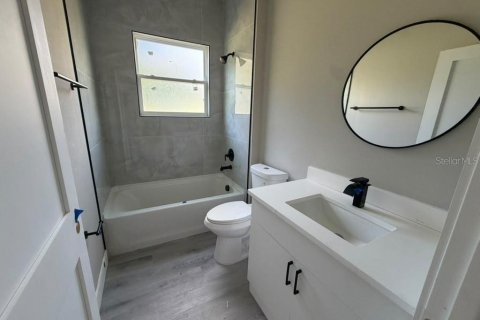 House in Citrus Springs, Florida 4 bedrooms, 160.72 sq.m. № 2394392 - photo 9