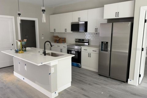 House in Citrus Springs, Florida 4 bedrooms, 160.72 sq.m. № 2394392 - photo 5