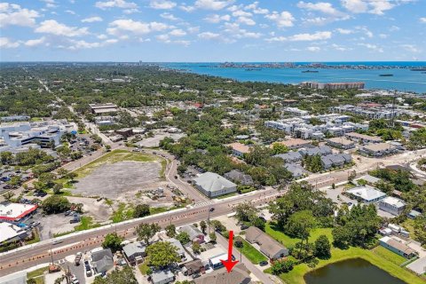 Casa en venta en Dunedin, Florida, 4 dormitorios, 201.23 m2 № 1826620 - foto 8