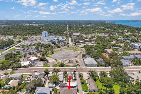 Casa en venta en Dunedin, Florida, 4 dormitorios, 201.23 m2 № 1826620 - foto 7