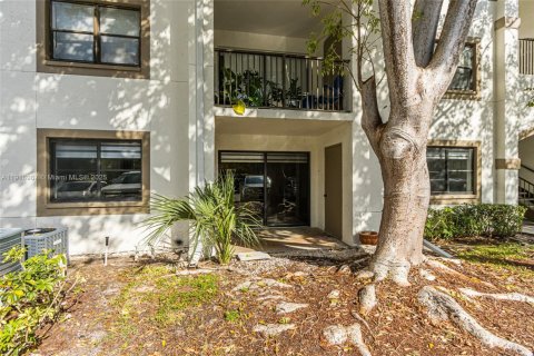 Condominio en venta en Hollywood, Florida, 2 dormitorios, 98.48 m2 № 1974180 - foto 7