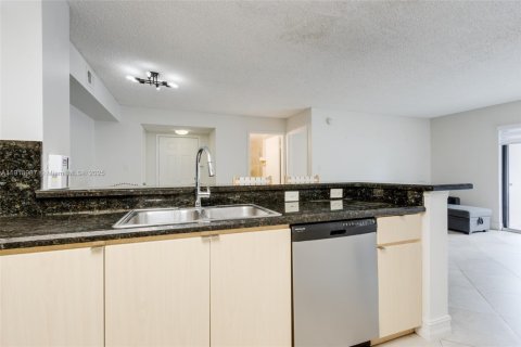 Condominio en venta en Hollywood, Florida, 2 dormitorios, 98.48 m2 № 1974180 - foto 18