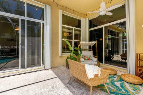 Villa ou maison à louer à Weston, Floride: 5 chambres, 233.09 m2 № 2042804 - photo 15