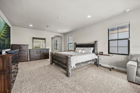 House in Orlando, Florida 4 bedrooms, 394.93 sq.m. № 1824744 - photo 19