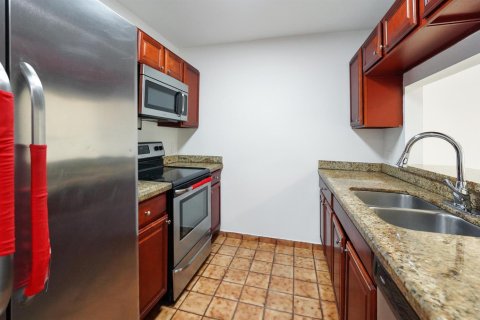 Touwnhouse à louer à West Palm Beach, Floride: 2 chambres, 118.64 m2 № 2260911 - photo 5