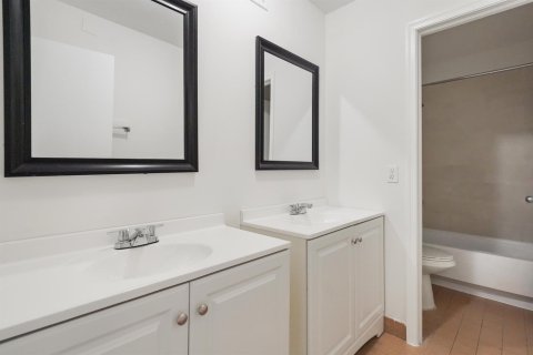 Touwnhouse à louer à West Palm Beach, Floride: 2 chambres, 118.64 m2 № 2260911 - photo 14