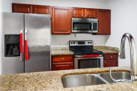 Touwnhouse à louer à West Palm Beach, Floride: 2 chambres, 118.64 m2 № 2260911 - photo 6
