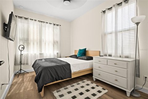 Touwnhouse à louer à Tampa, Floride: 3 chambres, 123.93 m2 № 2092381 - photo 15