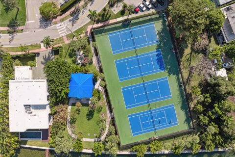 Casa en venta en Miami Beach, Florida, 4 dormitorios, 271.92 m2 № 1333357 - foto 24